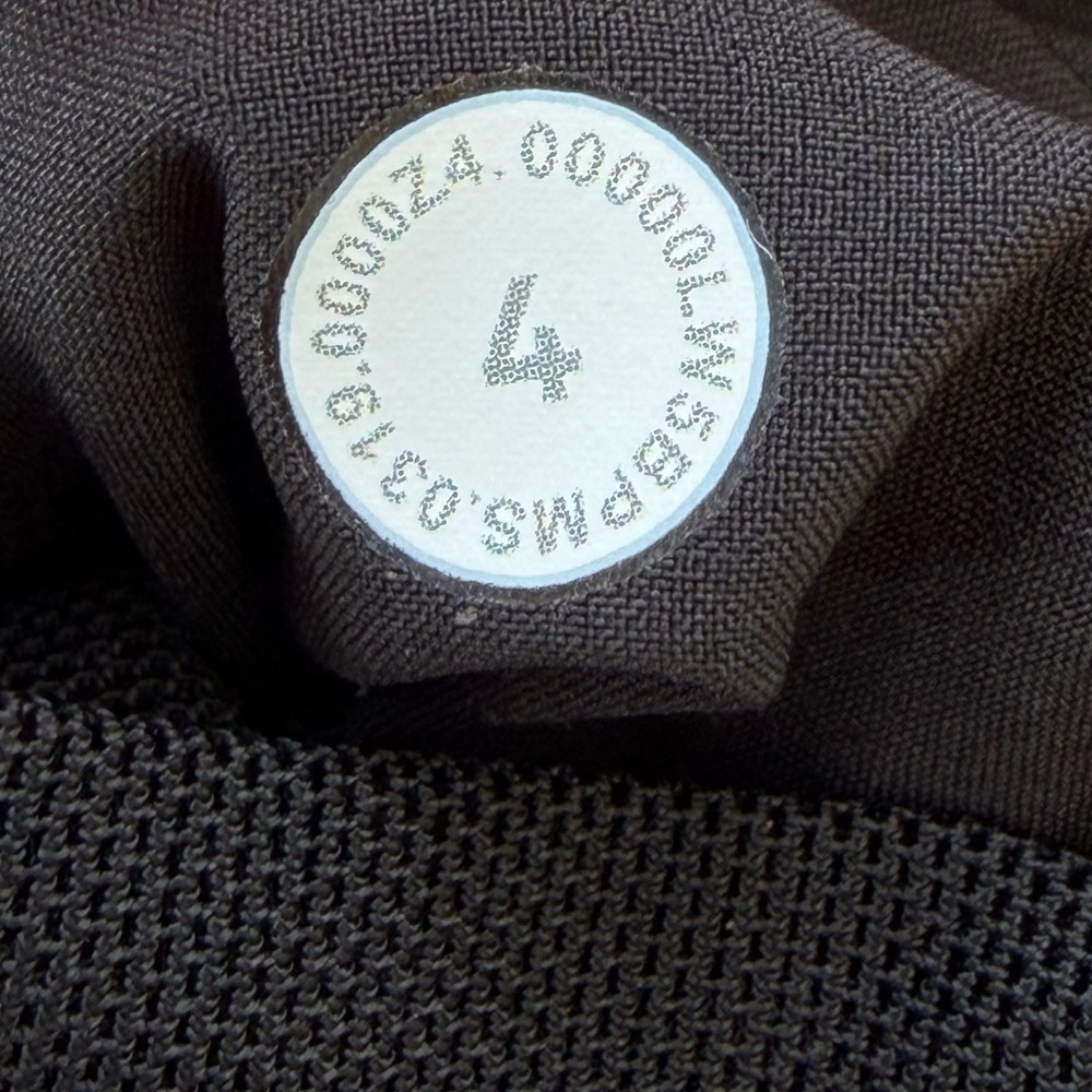 LULULEMON On the Fly 7/8 Pant Woven Black Size 4 LW5BPMS - Picture 8 of 10